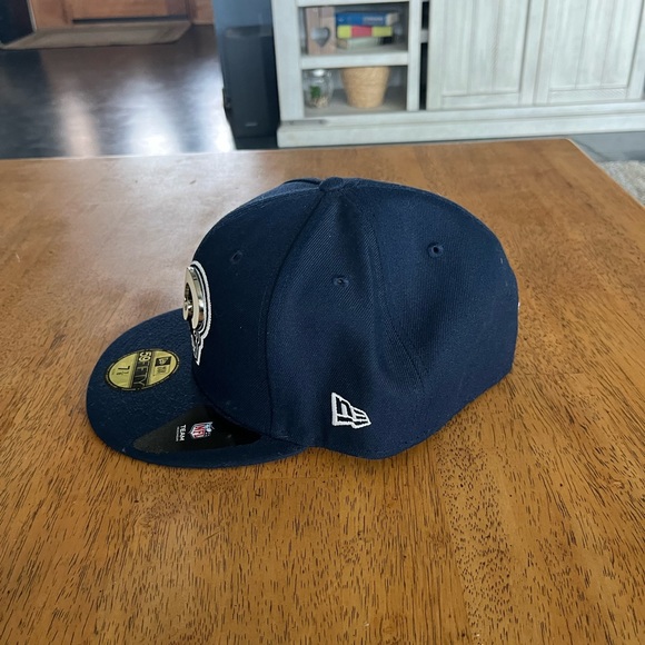 Rams hat - Picture 3 of 7